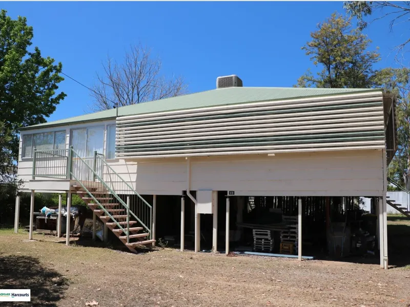 Large Family Home + Huge Shed & Workshop