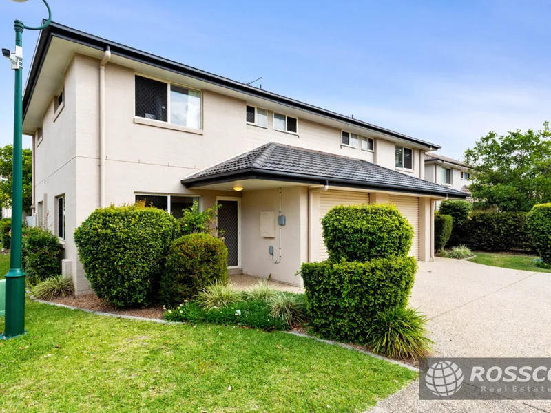 Investors Take Note... XL Size Townhouse... Close to New University & Transport...