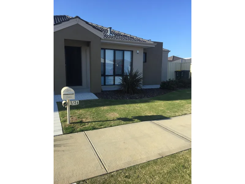 NEW PHOTOS TO COME SOON...