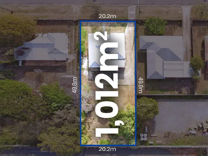 RENOVATE OR DEVELOP -- POTENTIAL SUBDIVISION!!