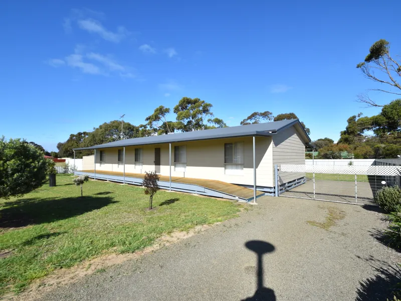Four bedroom family home set on large block