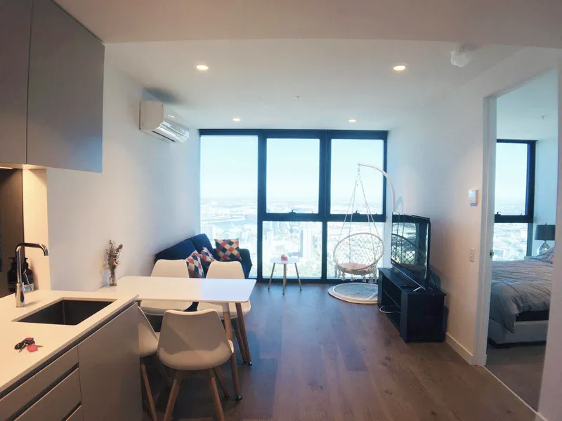 Victoria One Fully Furnished 1-Bedroom with Amazing City Views!