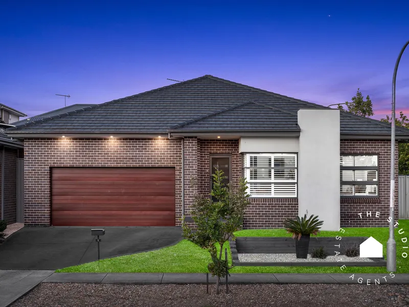 Sprawling single storey entertainer, footsteps to North Kellyville Public School.