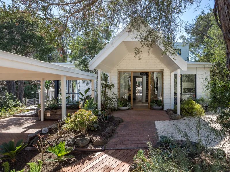 A LITTLE TOUCH OF PARADISE AWAITS YOU