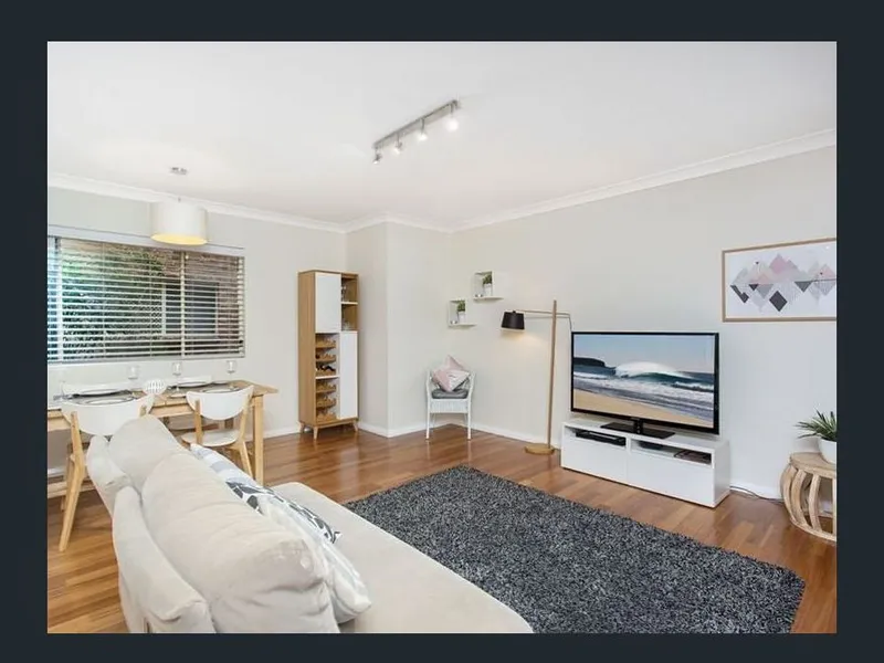 RENOVATED TWO BEDROOM APARTMENT