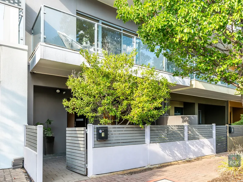 Super stylish low maintenance living in enviable location