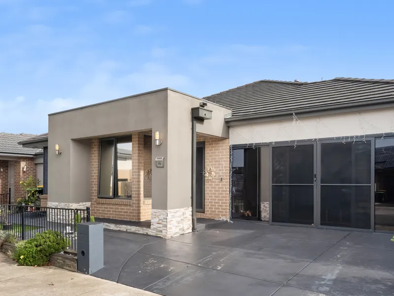 Elegant Living at 15 Troidini Entrance, Mickleham