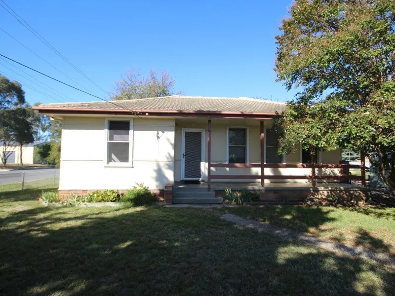 Tidy home with large backyard