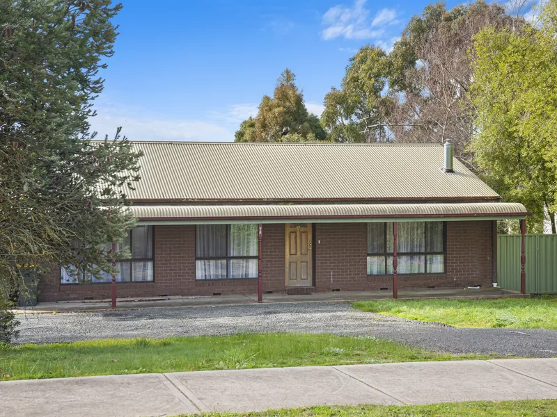 GORDON TOWNSHIP FAMILY LIVING ON LARGE ALLOTMENT