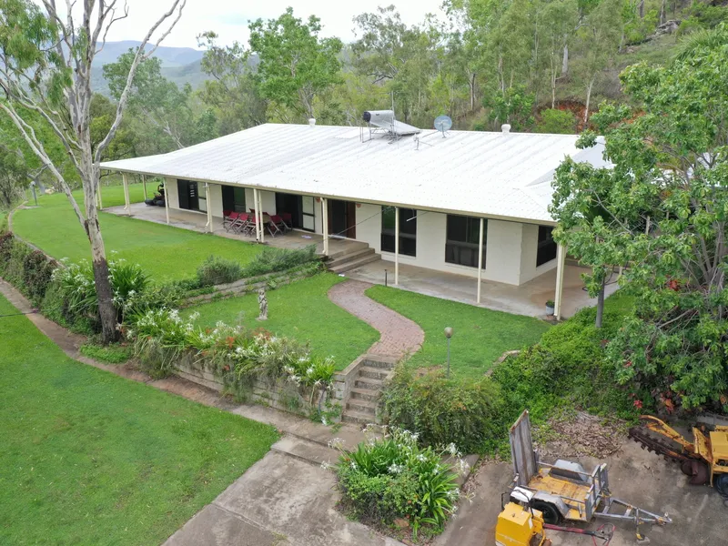 122 Acres with Block Home - Lrg - Shed - Bore - Nome 