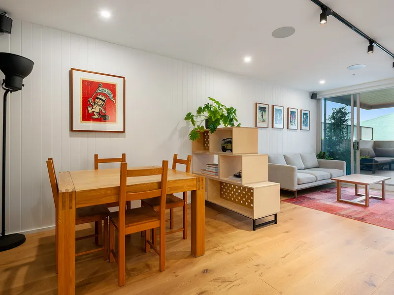 Prominent Position – Premier Designer Retreat