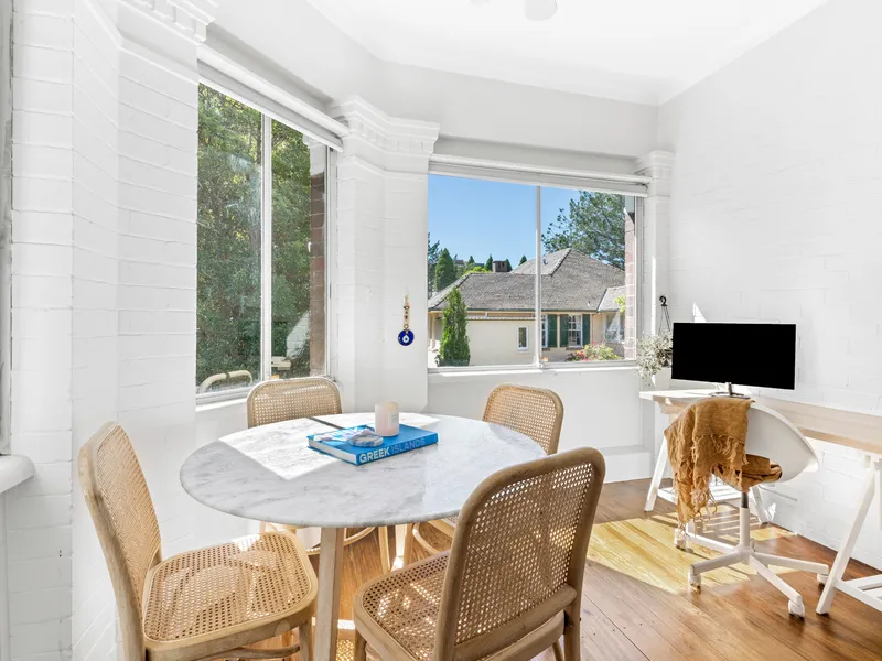 Sun-Filled Top Floor Art Deco Apartment With House-Like Proportions And A Tranquil Outlook