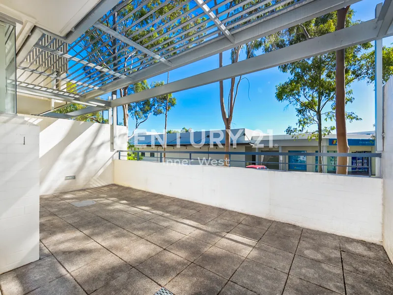 Large Terrace, Dishwasher, Great Position!