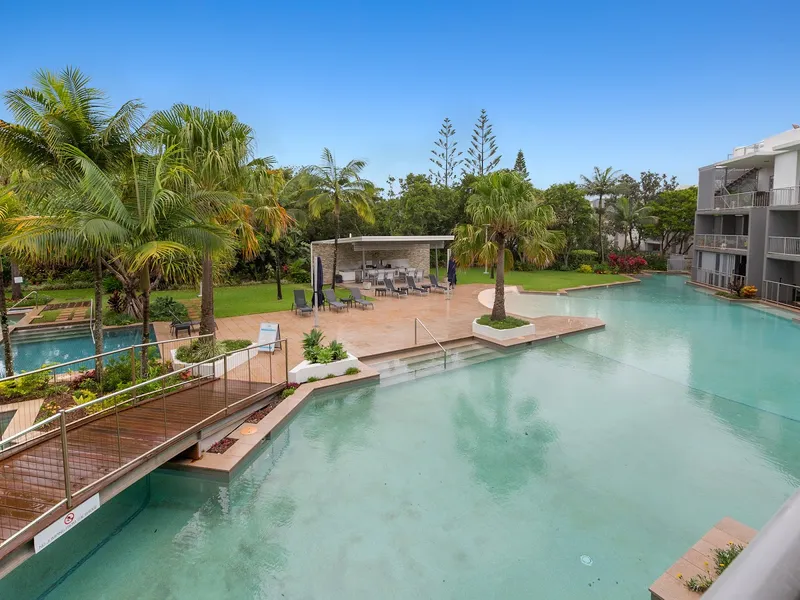 YOUR OWN LUXURY RETREAT!!