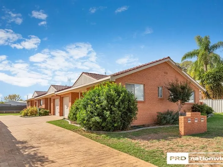 2 BEDEOOM UNIT - OXLEY VALE LOCATION!