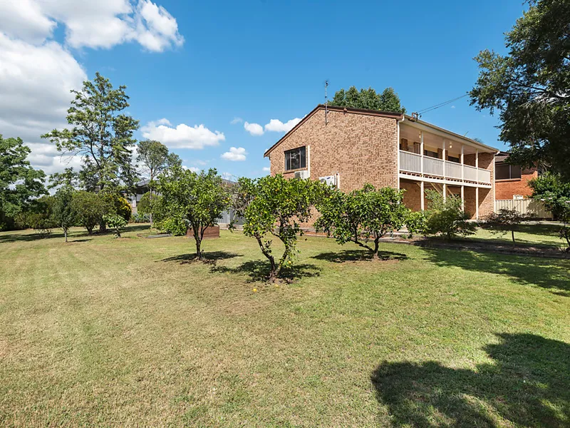 2140m2 Block tightly held for 150 years 