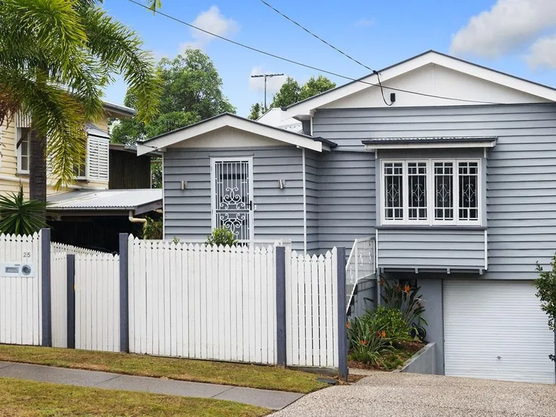 FAMILY HOME IN GREAT LOCATION