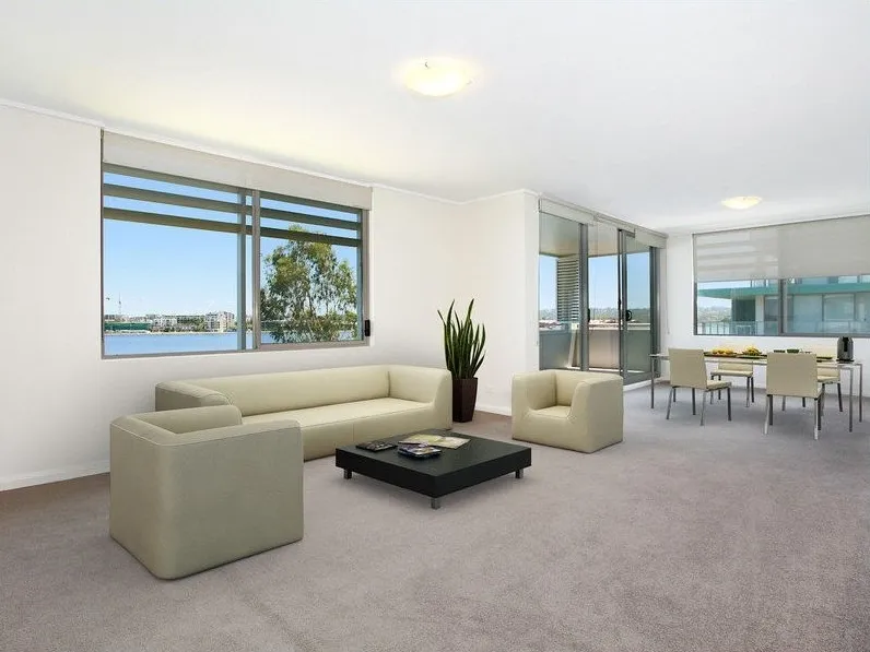 Sweeping water views at the waters edge.