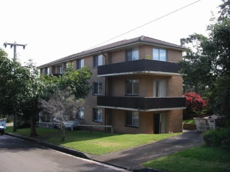 Two Bedroom Apartment in Sought-after Location