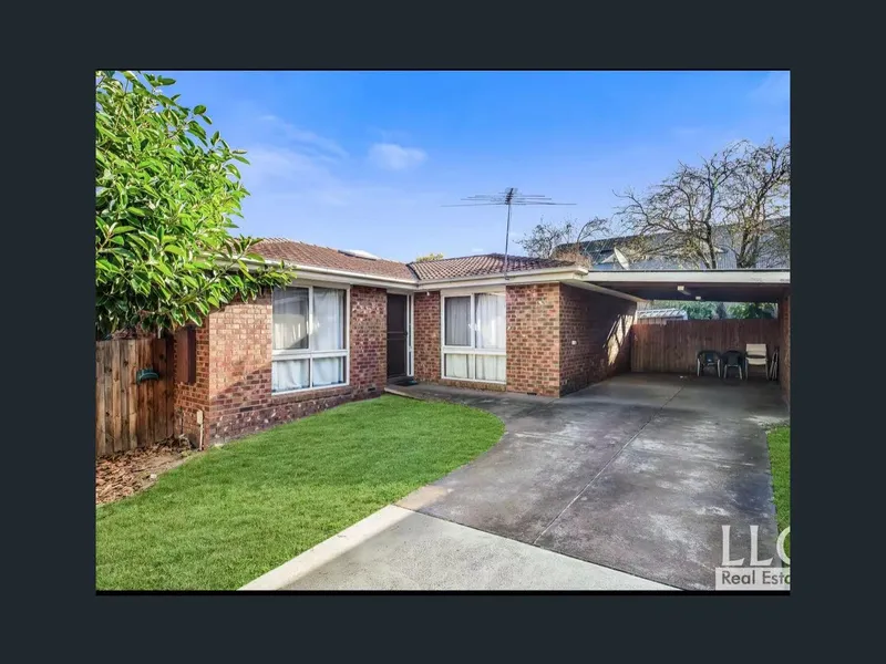 Spacious living in a great location in Mount Waverley