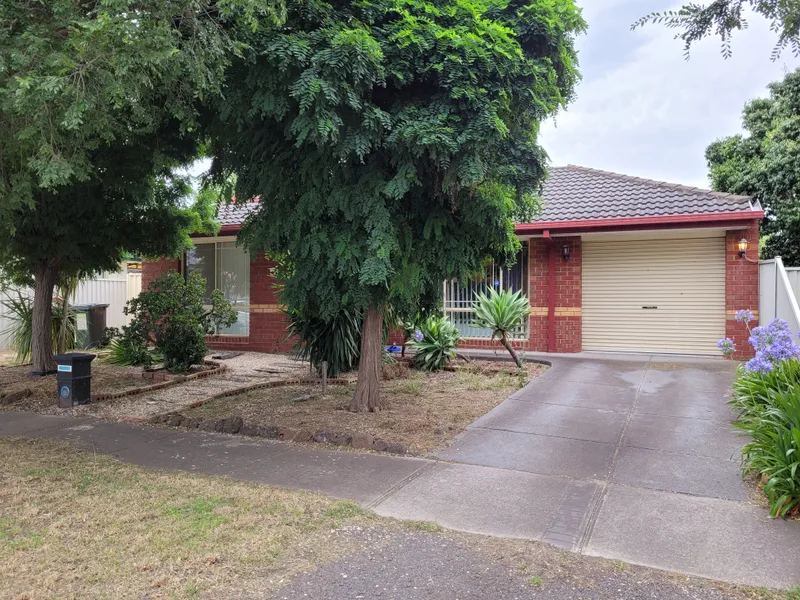 This beautiful four bedroom property consists-