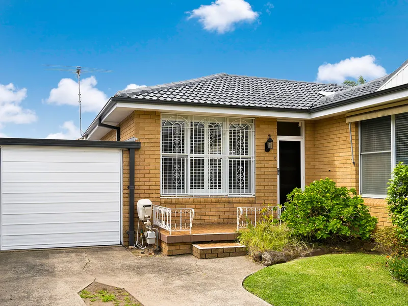 A serene villa retreat with lifestyle convenience