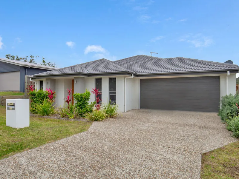 FURNISHED HOME MOVE IN READY