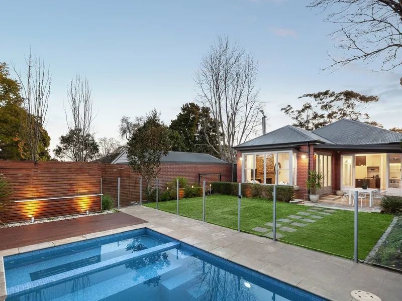 Exceptional Family Space, Idyllic Surrounds