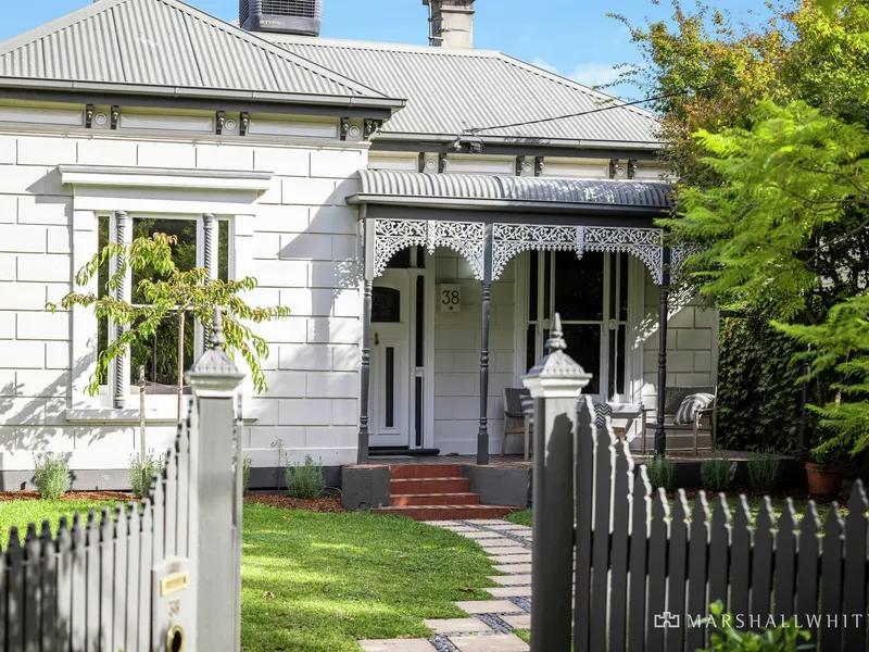 A Classic Victorian Family Residence