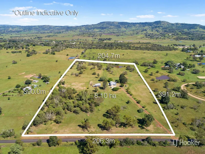 Queenslander Charm with views, acreage and lifestyle. Bring your horses and live your dream.