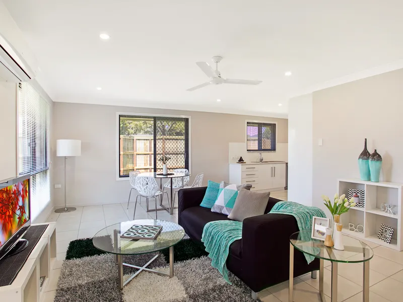 Modern and Chic 2 Bedroom Unit