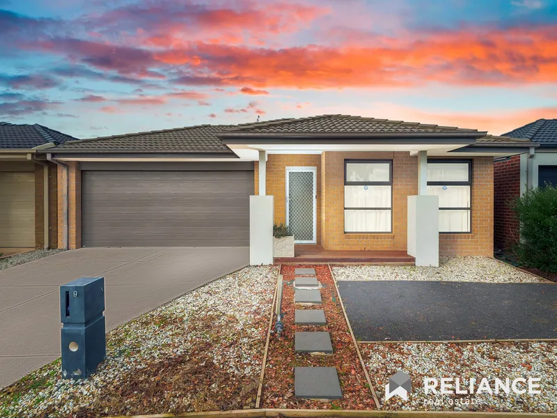 Spacious Layout and Ample Storage!