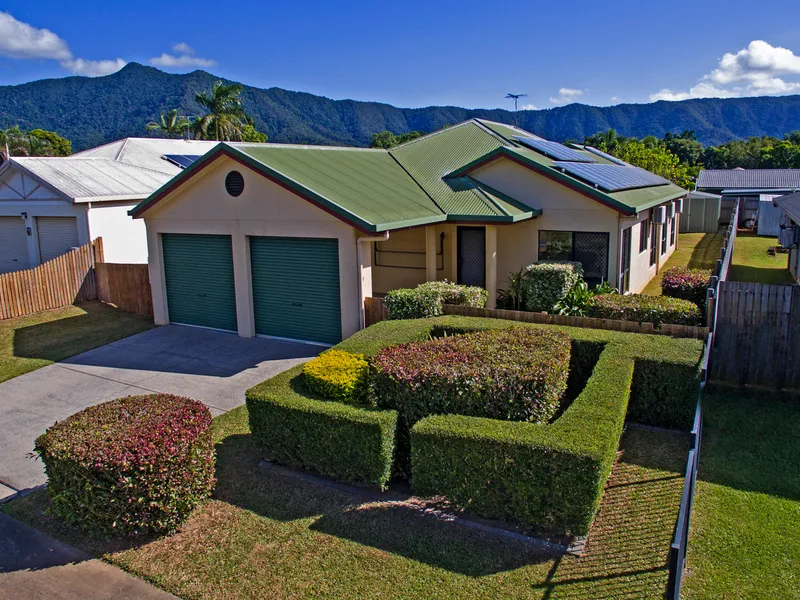 MODERN, RENOVATED AND JUST FANTASTIC......