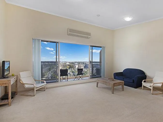 Spacious Split Level 2 Bedroom + Study Penthouse