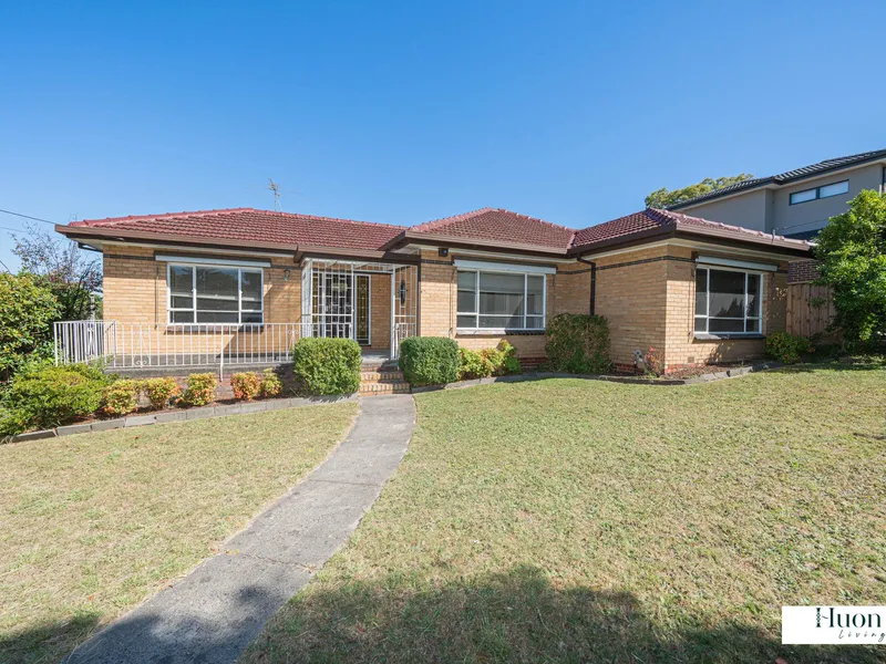 Charming 3-Bedroom Home in Chadstone