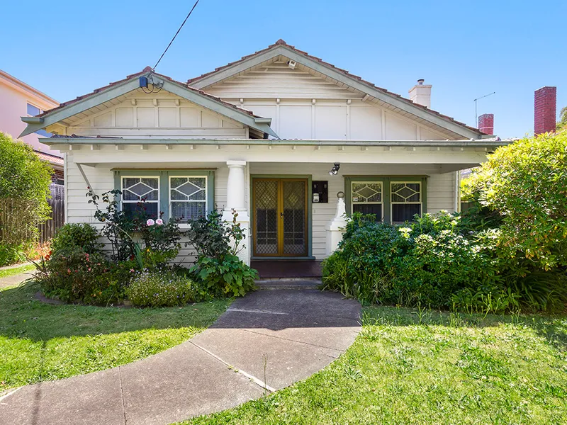 Californian Bungalow within McKinnon Secondary College zone