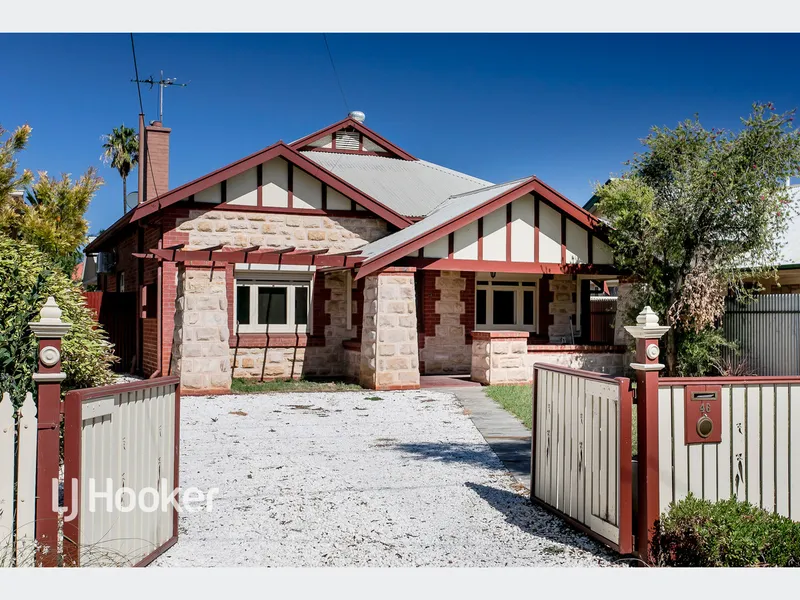 DELIGHTFUL BUNGALOW IN PRIME LOCATION