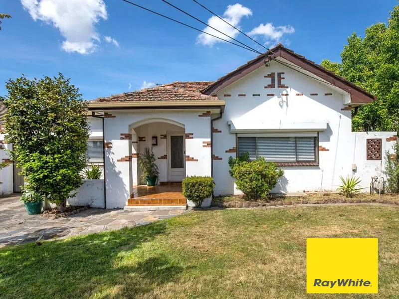 Perfectly Positioned Family Home