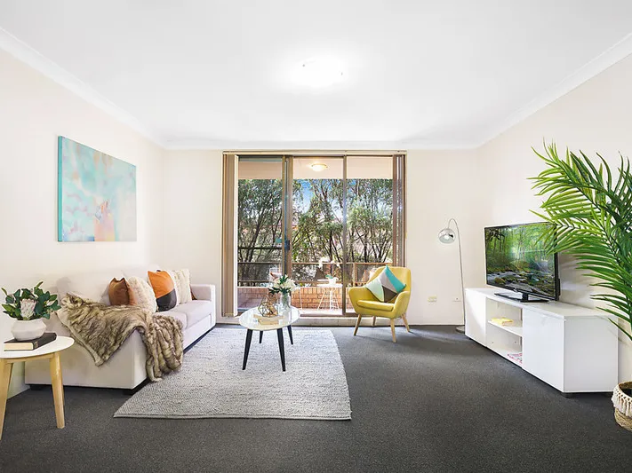 Sun-Filled, Updated, Private And Spacious Two Bedroom Apartment Close To All Amenities