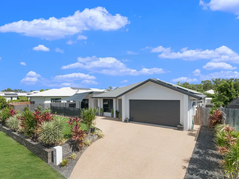 STUNNING HOME WITH GRANNY FLAT/OFFICE