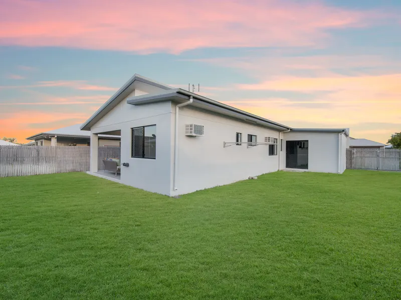 Quality Grady homes build. Neat, neutral and now ready for its new owners!