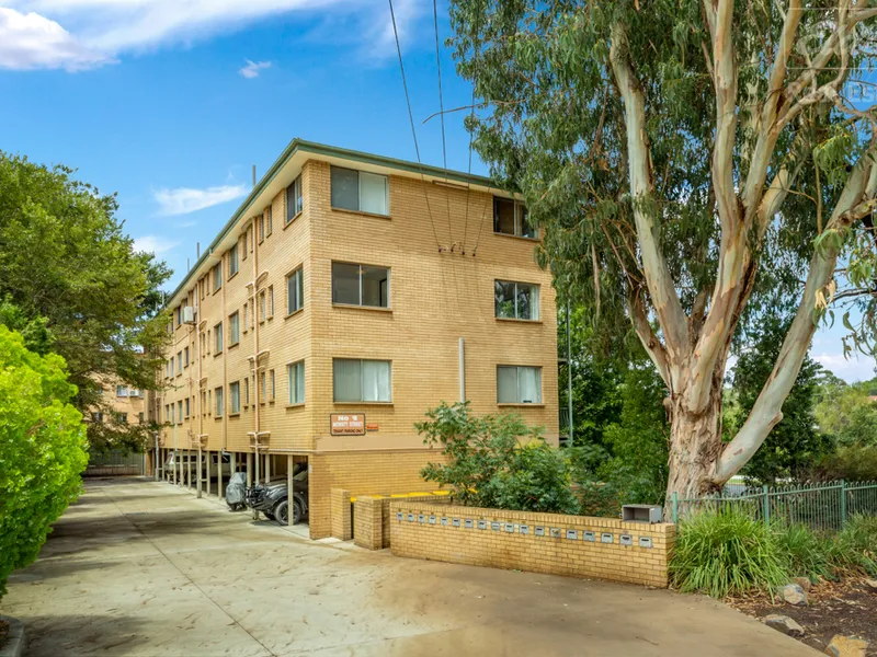 One Bedroom Unit on the Queanbeyan River