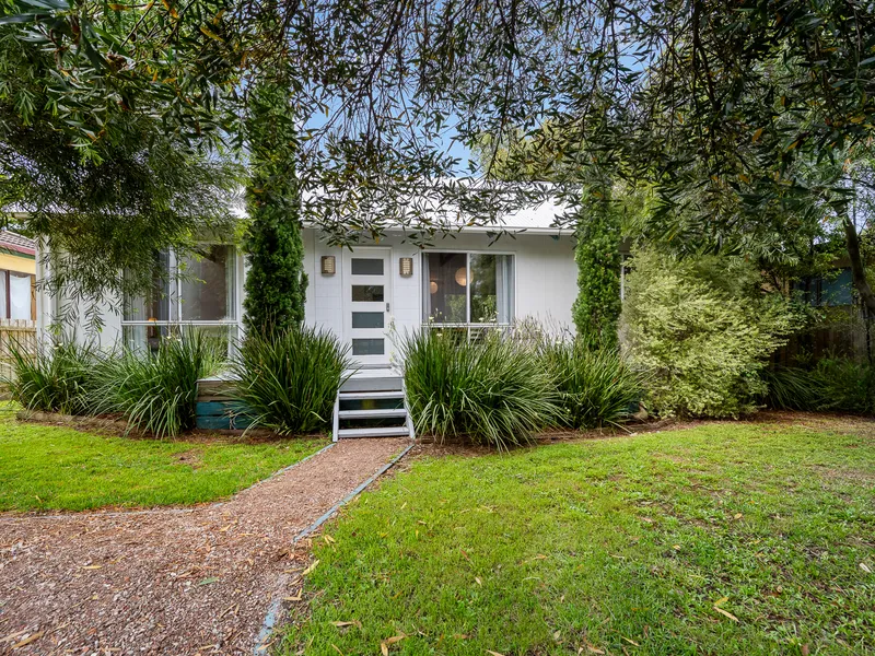 CHARMING BEACH HOUSE WITH CHARACTER