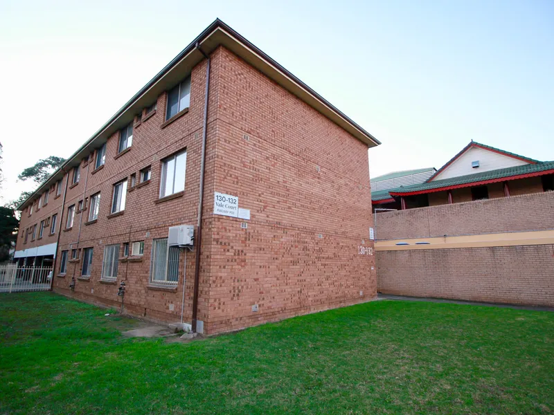 RENOVATED 1 BEDROOM UNIT