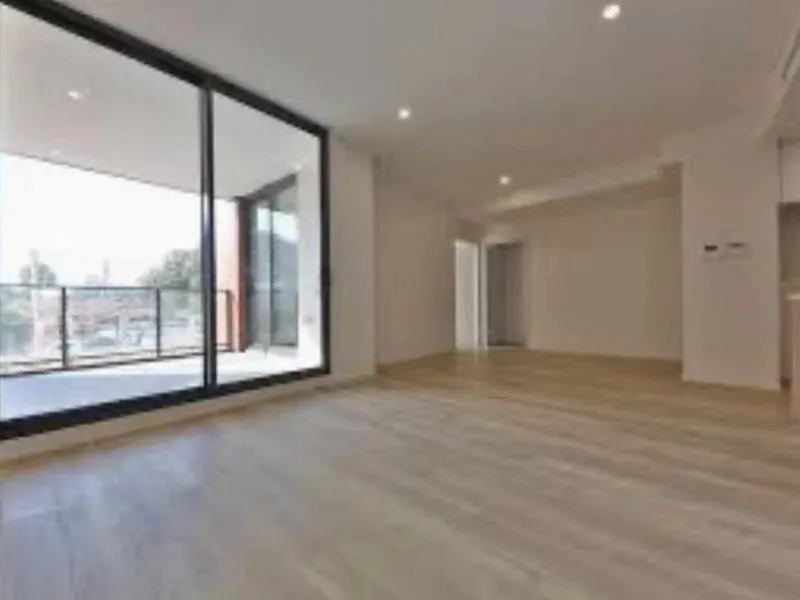 Nearly New Two Bedroom for Lease at Homebush Good Location