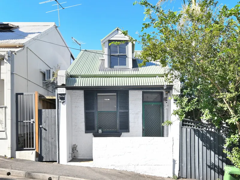 Charming Two Bedroom Cottage