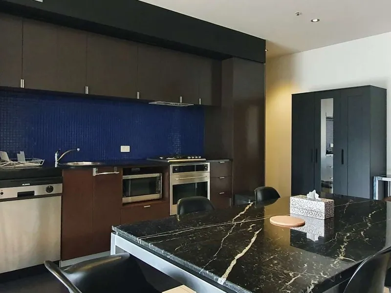 2 Bedroom Apartment in QV Complex.