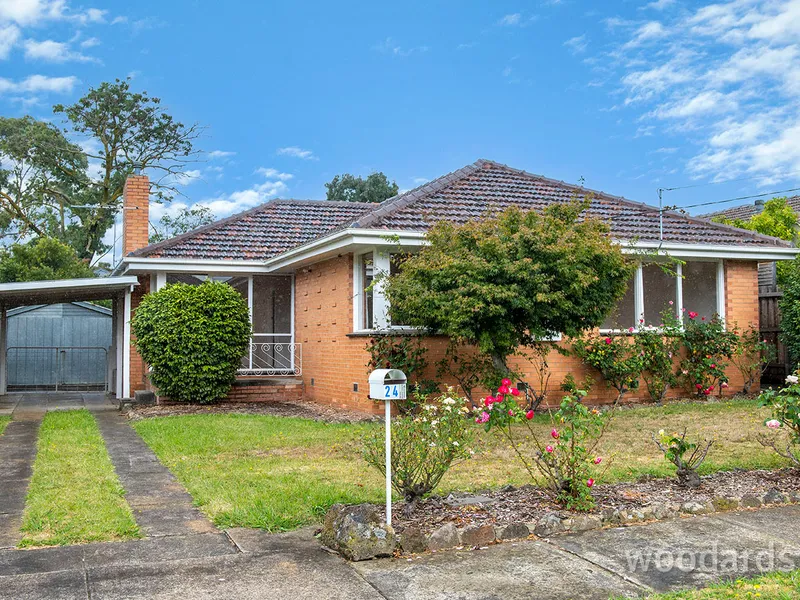 Bright, immaculate and within walking distance to Box Hill High and transport!