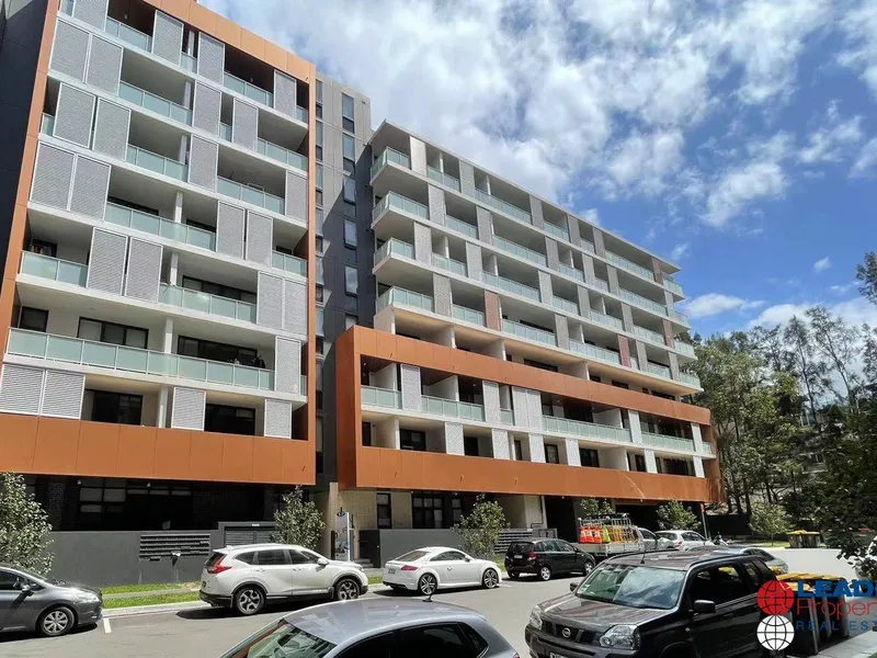 Ultra Modern, Luxurious Apartment ready to move in