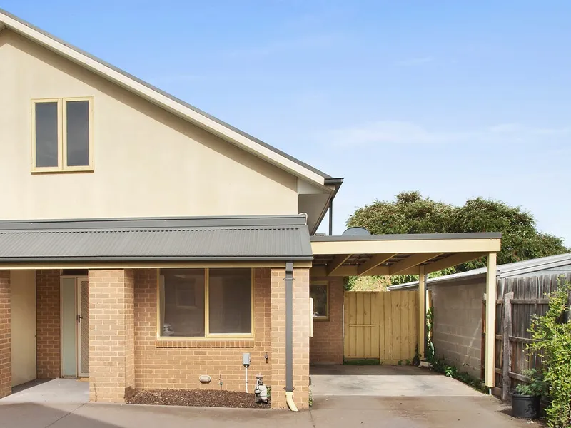 Delightful Two Bedroom Townhouse
